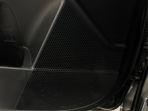 Used 2014 Toyota Corolla S image 38