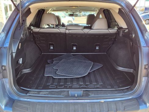 Used 2018 Subaru Outback 2.5i Limited image 19