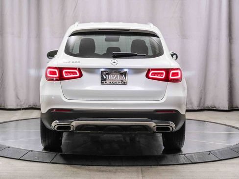 Certified 2022 Mercedes-Benz GLC 300 GLC 300 image 3