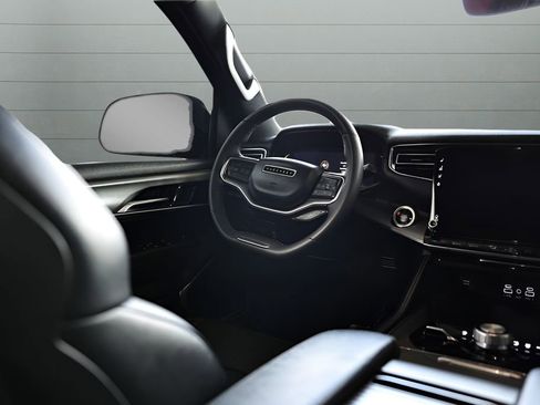 Used 2023 Jeep Wagoneer Series II image 41