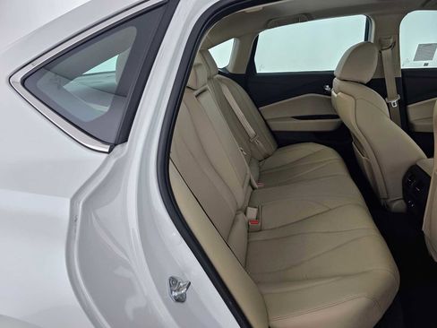 Certified 2025 Acura TLX w/ Technology Package image 12