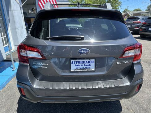 Used 2019 Subaru Outback 2.5i Limited AWD/4WD image 10