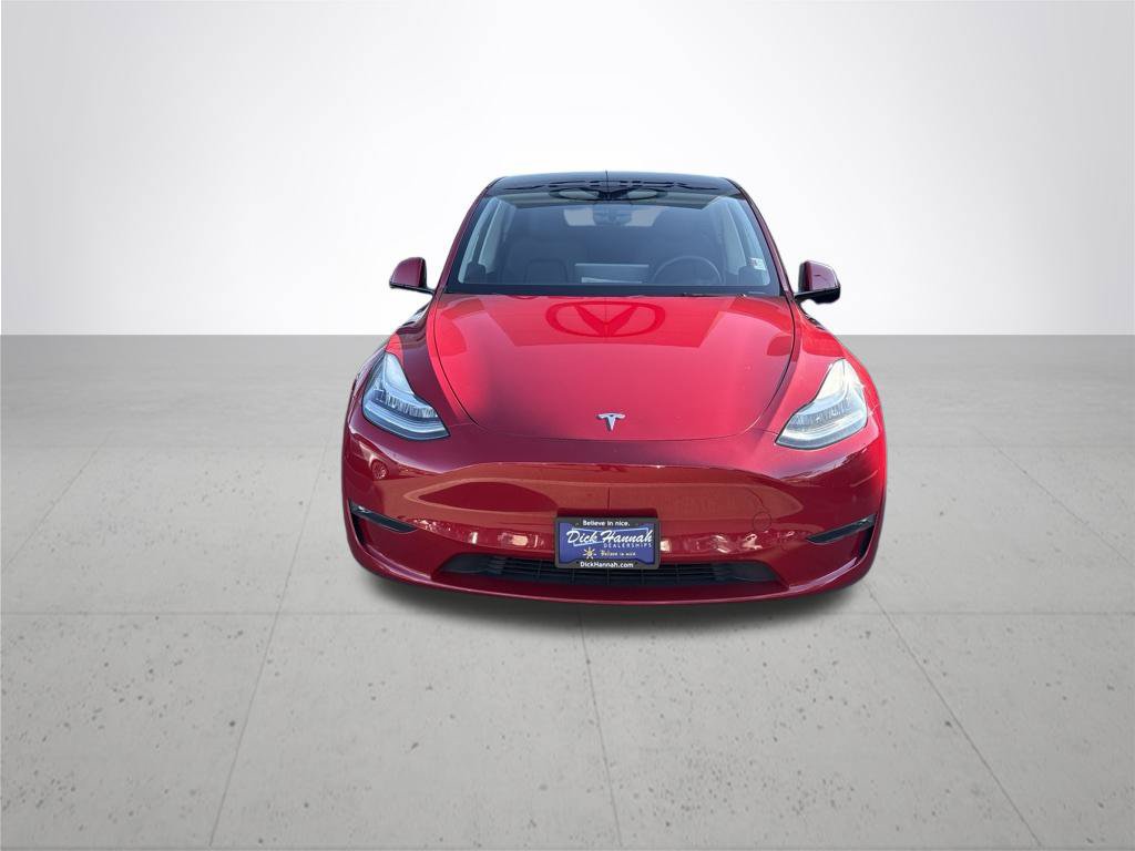 Used 2022 Tesla Model Y Long Range AWD/4WD image 3