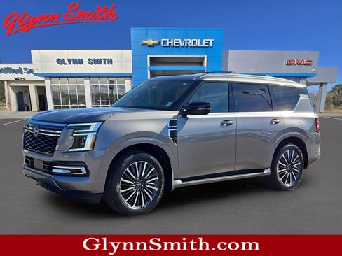 Used 2025 Nissan Armada Platinum Reserve image 1