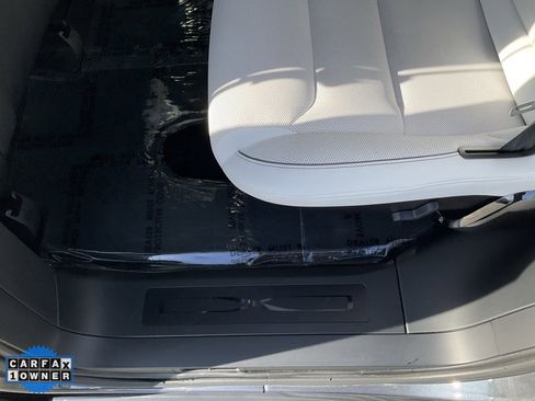 Used 2023 Tesla Model X Plaid image 25