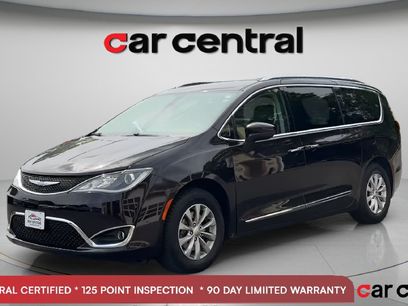 Used 2018 Chrysler Pacifica Touring-L