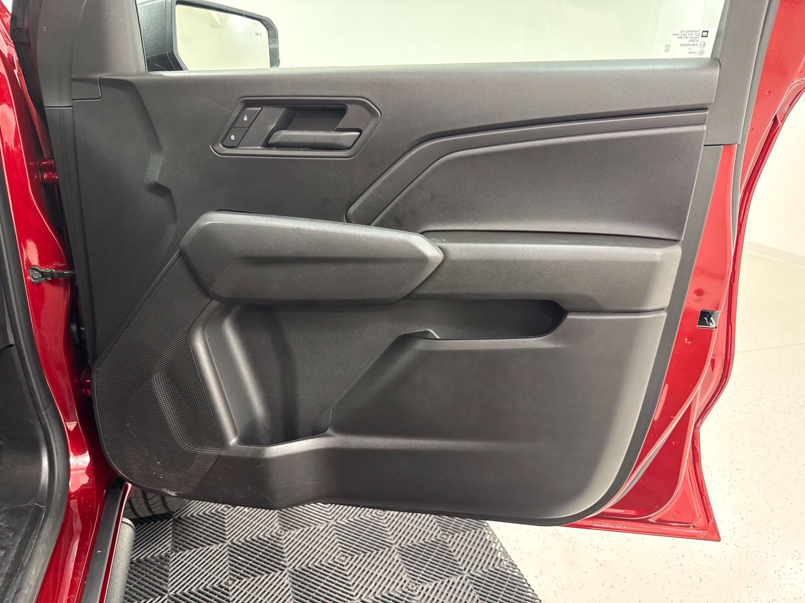 Used 2026 Chevrolet Colorado W/T w/ WT Custom Package RWD image 26