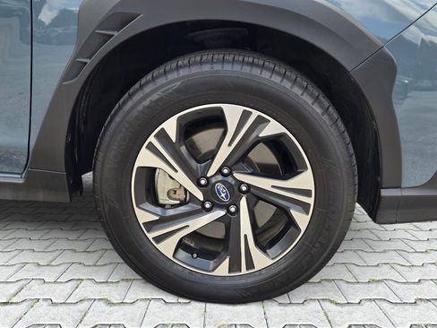 Used 2025 Subaru Crosstrek 2.0i Premium AWD/4WD image 3