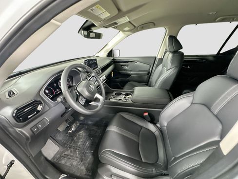 New 2025 Honda Pilot EX-L image 14