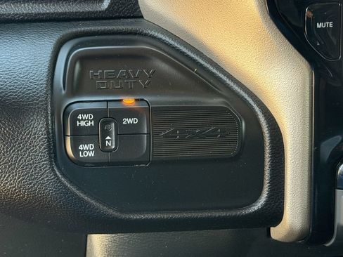 Used 2024 RAM 2500 Laramie w/ Safety Group AWD/4WD image 9