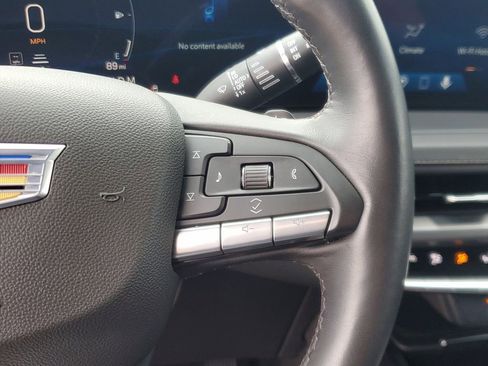 Used 2025 Cadillac XT4 Premium Luxury image 22