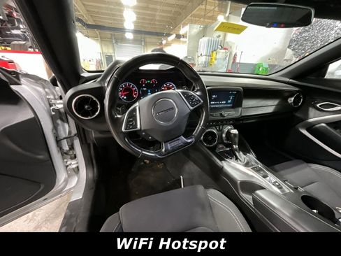 Used 2017 Chevrolet Camaro LT RWD image 8