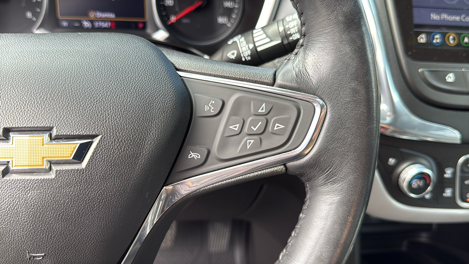 Used 2019 Chevrolet Equinox Premier AWD/4WD image 17
