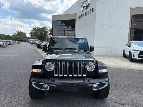 Used 2022 Jeep Wrangler Unlimited Sahara w/ Cold Weather Group AWD/4WD image 3