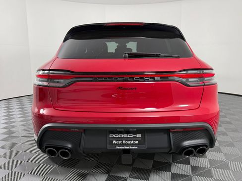 Certified 2026 Porsche Macan AWD/4WD image 10