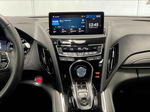 Used 2025 Acura RDX SH-AWD image 8
