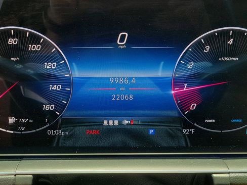 Used 2024 Mercedes-Benz GLE 350 4MATIC image 26