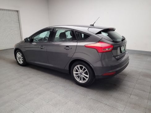 Used 2017 Ford Focus SE FWD image 3