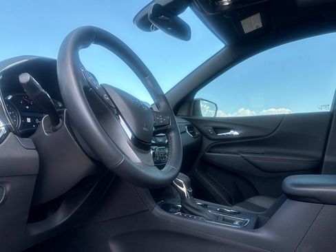 Used 2024 Chevrolet Equinox Premier FWD image 36