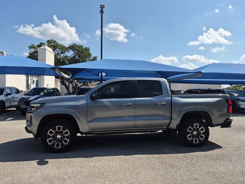 Used 2023 Chevrolet Colorado LT w/ LT Convenience Package III RWD image 6