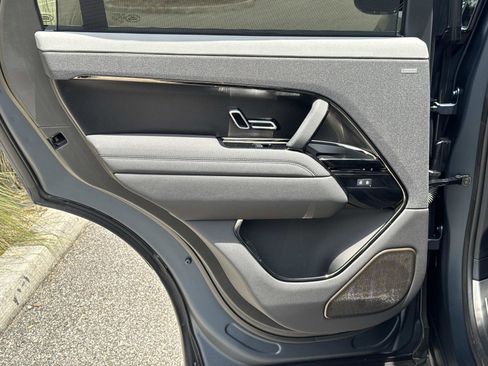 Certified 2025 Land Rover Range Rover Sport SV Edition Two AWD/4WD image 13