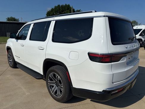 Used 2024 Jeep Wagoneer 2WD w/ Premium Group I image 5