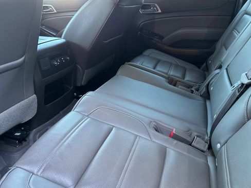 Used 2020 GMC Yukon XL Denali w/ Denali Premium Package AWD/4WD image 13