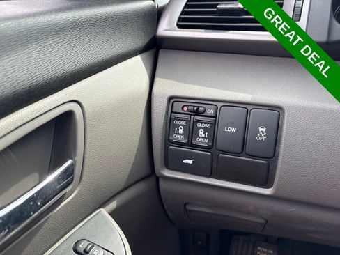 Used 2015 Honda Odyssey EX-L image 23