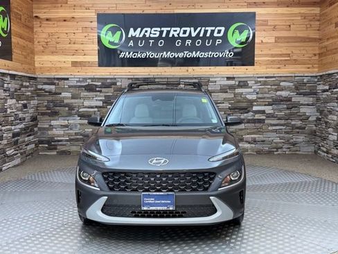 Used 2023 Hyundai Kona SEL AWD/4WD image 3