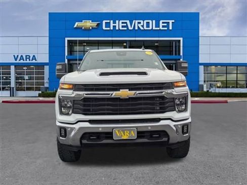 Used 2025 Chevrolet Silverado 2500 LT w/ All Star Edition image 8