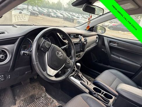 Used 2019 Toyota Corolla SE FWD image 28