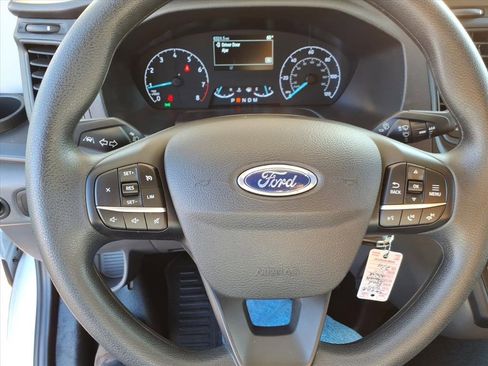 Used 2024 Ford Transit 350 XL image 21