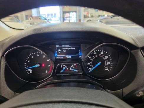 Used 2017 Ford Focus SEL FWD image 19