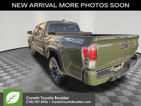 Used 2021 Toyota Tacoma TRD Off-Road w/ TRD Premium Off Road Package AWD/4WD image 5