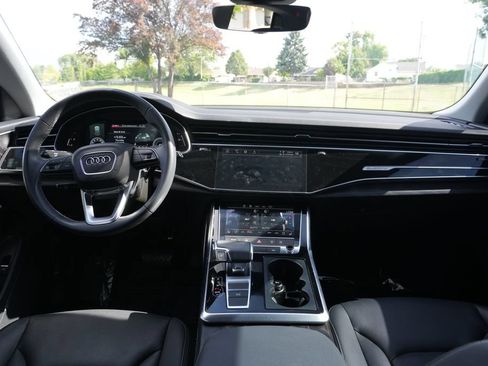 Used 2023 Audi Q8 Premium Plus w/ Premium Plus Package AWD/4WD image 18