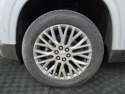 New 2026 GMC Acadia Denali image 7