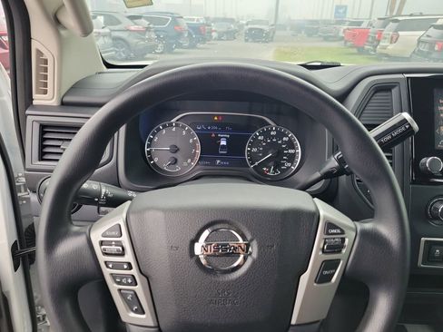 Used 2022 Nissan Titan S w/ S Utility Package RWD image 18