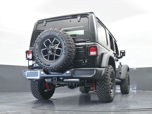 Used 2025 Jeep Wrangler Unlimited Sport AWD/4WD image 55