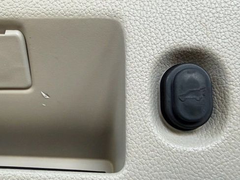 Used 2018 GMC Yukon Denali w/ Denali Ultimate Package image 14