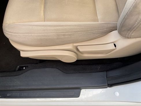 Used 2017 Subaru Legacy 2.5i w/ Alloy Wheel Package image 11