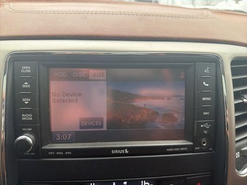 Used 2011 Jeep Grand Cherokee Overland Summit image 10