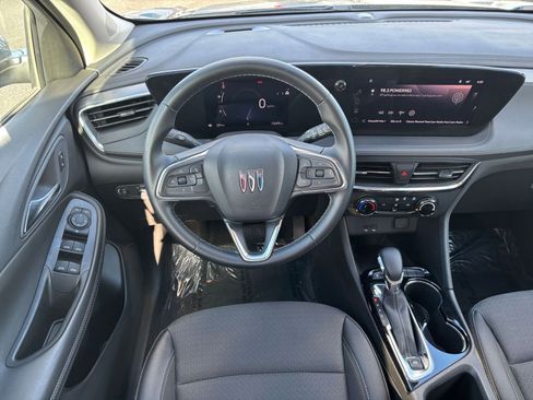 Used 2025 Buick Encore GX Preferred image 33