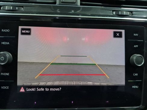 Used 2019 Volkswagen Tiguan SEL Premium AWD/4WD image 16
