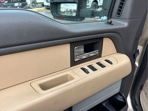 Used 2012 Ford F150 XLT w/ XTR Pkg image 21