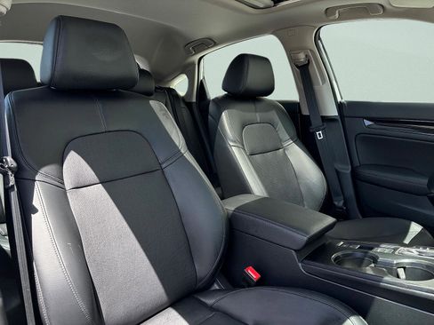 Certified 2023 Honda Civic EX-L image 32