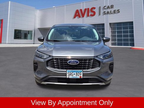 Used 2025 Ford Escape Active AWD/4WD image 2