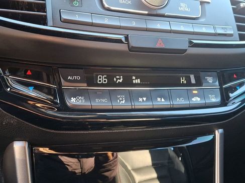 Used 2017 Honda Accord Sport Special Edition image 15