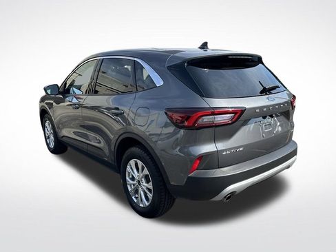 Used 2023 Ford Escape Active AWD/4WD image 3