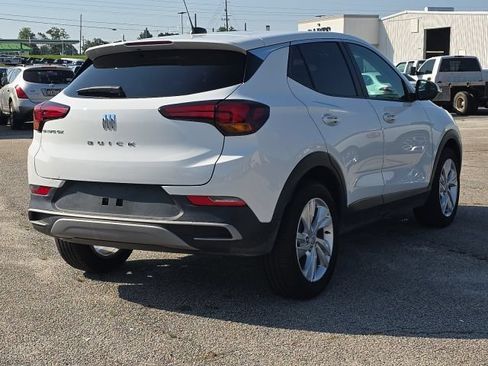 Used 2024 Buick Encore GX Preferred FWD image 5