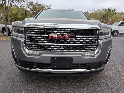 Used 2022 GMC Acadia Denali w/ Denali Technology Package AWD/4WD image 9
